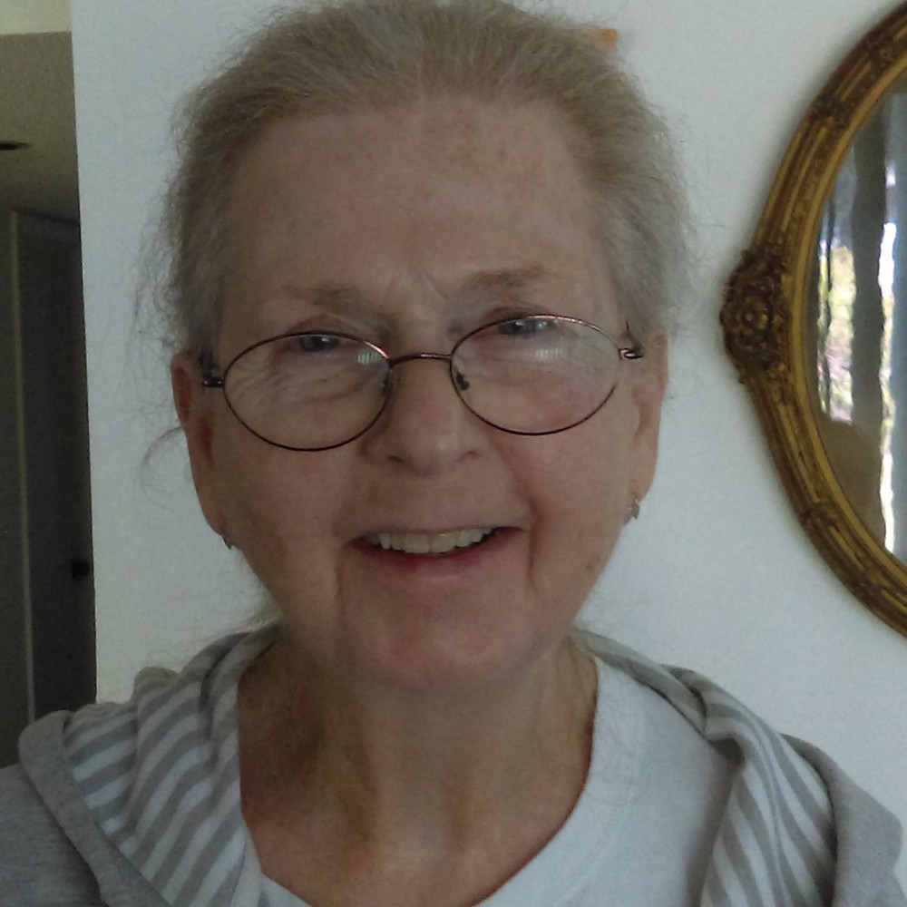 Meet your Posher, Julia